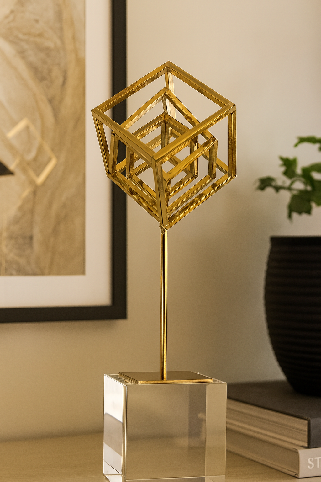 Adorno Decorativo De Metal Color Dorado "C"